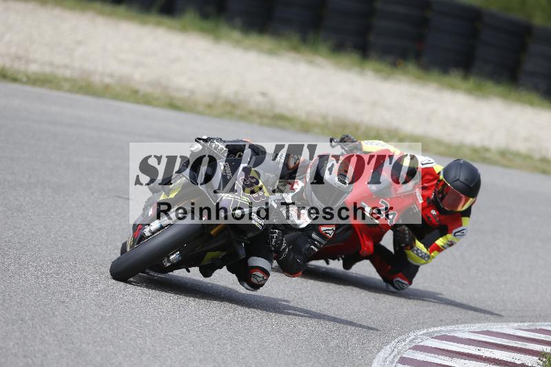 /10 20.04.2026  Pluess Moto Sport ADR/Freies Fahren/33